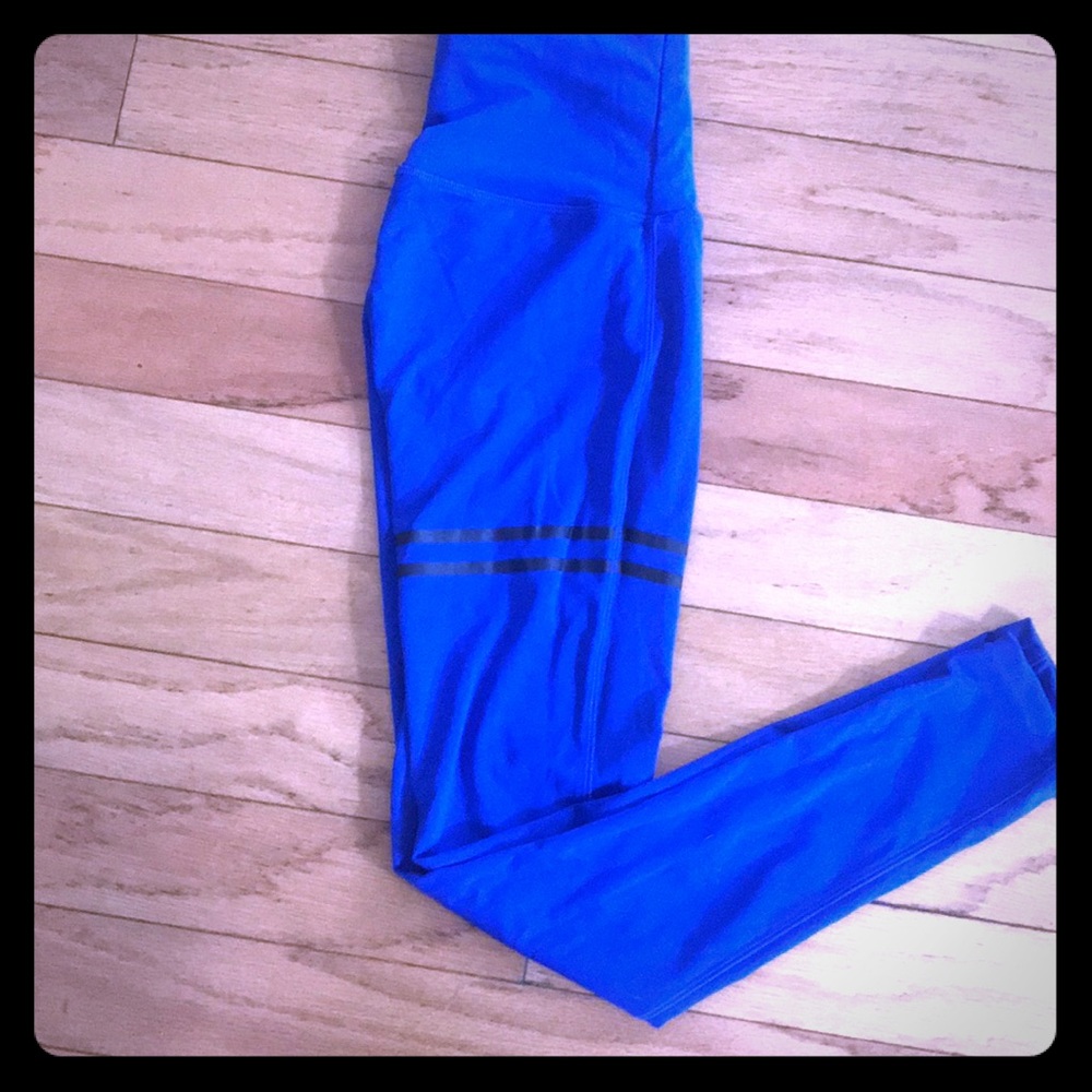 Small blue leggings